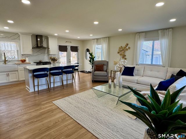 13 Karen Road, Danbury, CT 06811