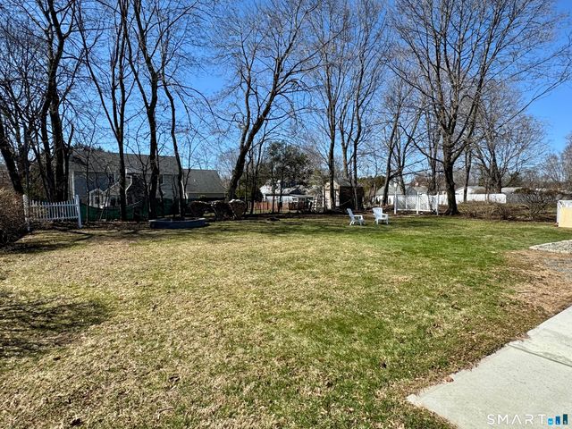 13 Karen Road, Danbury, CT 06811