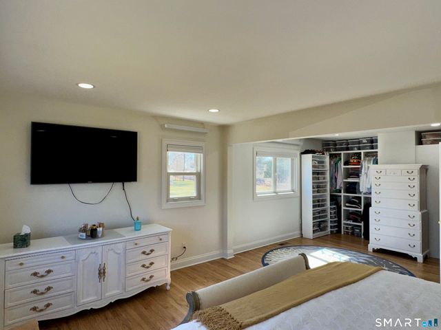 13 Karen Road, Danbury, CT 06811