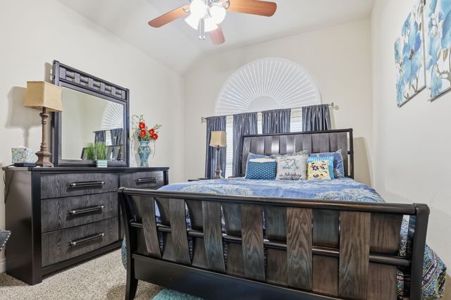 12403 Emerald Lane, Mont Belvieu, TX 77535