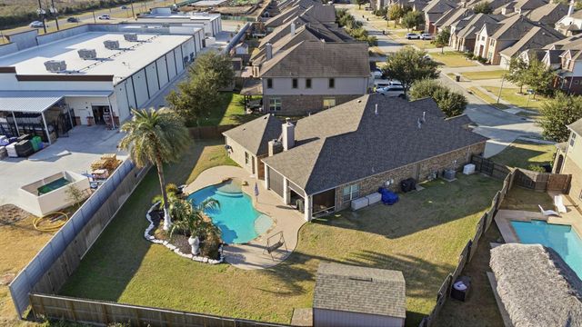 12403 Emerald Lane, Mont Belvieu, TX 77535