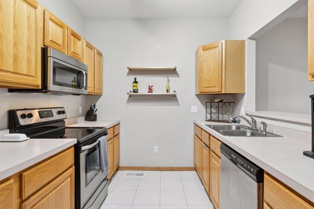 12977 Echo Lane, Apple Valley, MN 55124