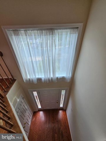 13918 LUDINGTON PL, Centreville, VA 20121