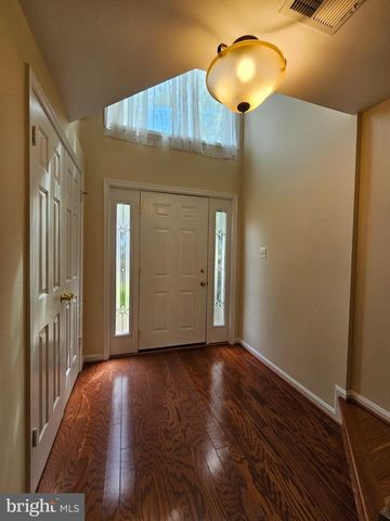 13918 LUDINGTON PL, Centreville, VA 20121