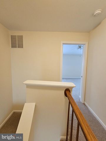 13918 LUDINGTON PL, Centreville, VA 20121