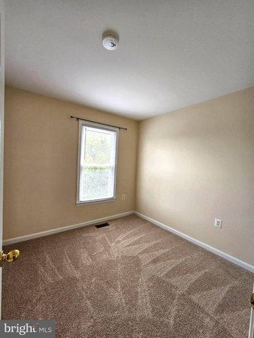 13918 LUDINGTON PL, Centreville, VA 20121