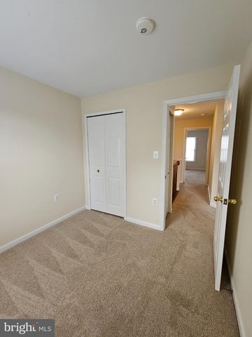 13918 LUDINGTON PL, Centreville, VA 20121