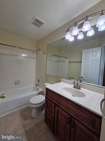 13918 LUDINGTON PL, Centreville, VA 20121