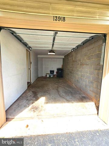 13918 LUDINGTON PL, Centreville, VA 20121