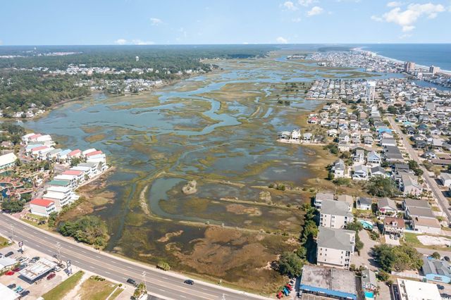 614 21st Ave. N, North Myrtle Beach, SC 29582