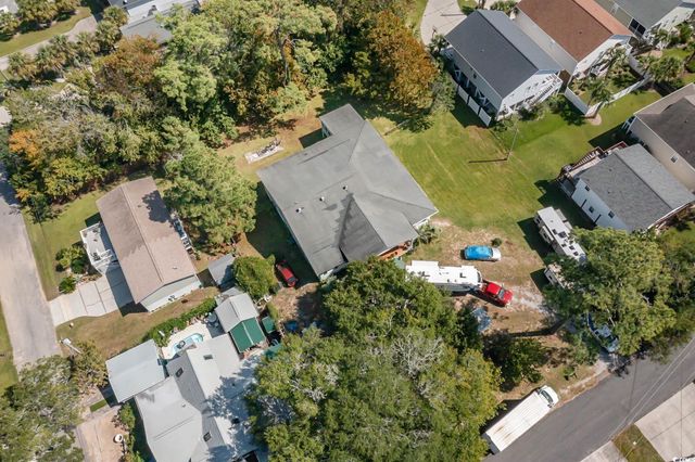 614 21st Ave. N, North Myrtle Beach, SC 29582