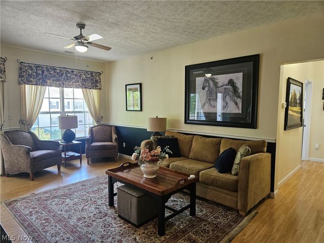 718 Aqua Marine Boulevard, Avon Lake, OH 44012