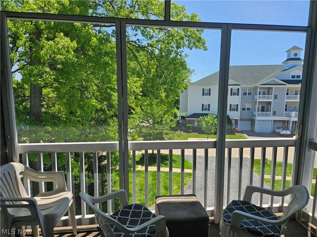 718 Aqua Marine Boulevard, Avon Lake, OH 44012