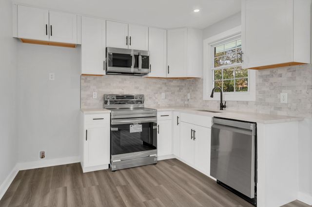 2516 Allenwood Dr, Nashville, TN 37207