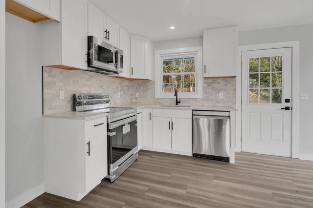 2516 Allenwood Dr, Nashville, TN 37207