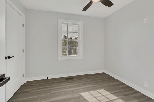 2516 Allenwood Dr, Nashville, TN 37207