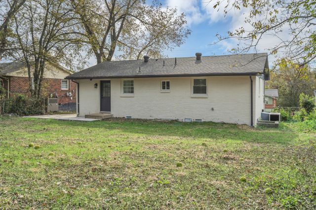 2516 Allenwood Dr, Nashville, TN 37207