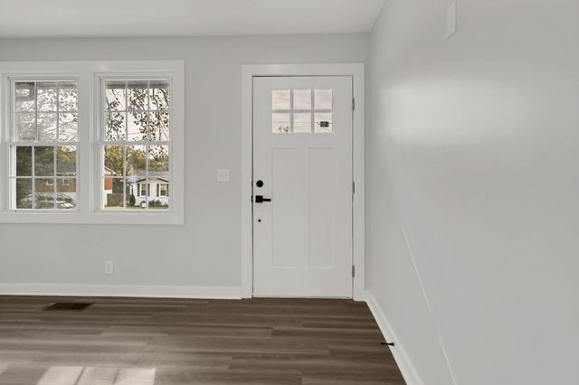 2516 Allenwood Dr, Nashville, TN 37207