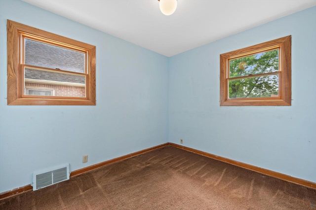 3139 N 75th STREET, Milwaukee, WI 53216
