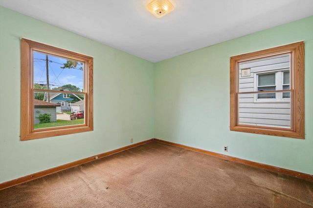 3139 N 75th STREET, Milwaukee, WI 53216
