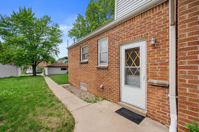 3139 N 75th STREET, Milwaukee, WI 53216