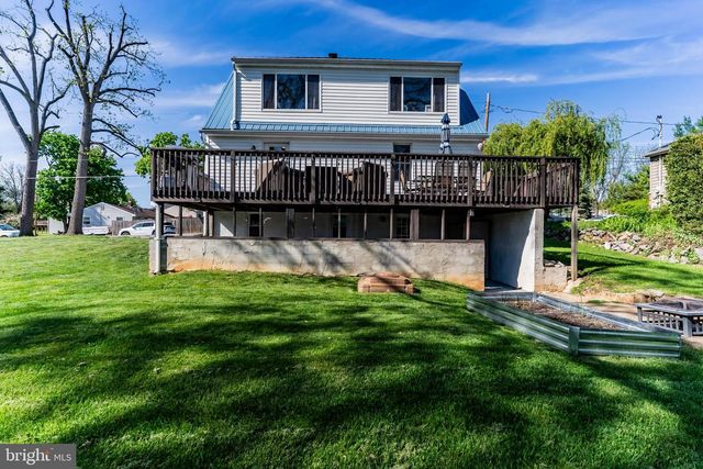 350 G ST, Carlisle, PA 17013
