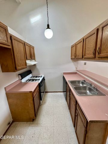 11357 LAKE ERIE Drive, El Paso, TX 79936