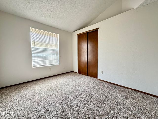11357 LAKE ERIE Drive, El Paso, TX 79936
