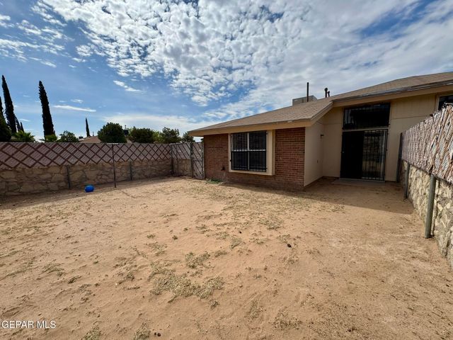 11357 LAKE ERIE Drive, El Paso, TX 79936