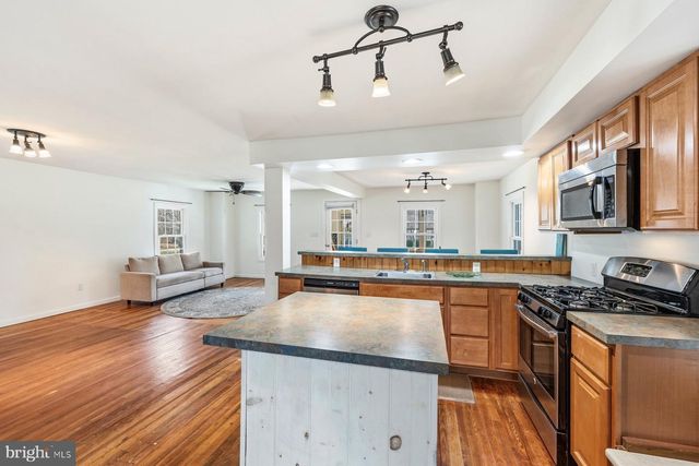5188 SKINNERS NECK RD, Rock Hall, MD 21661