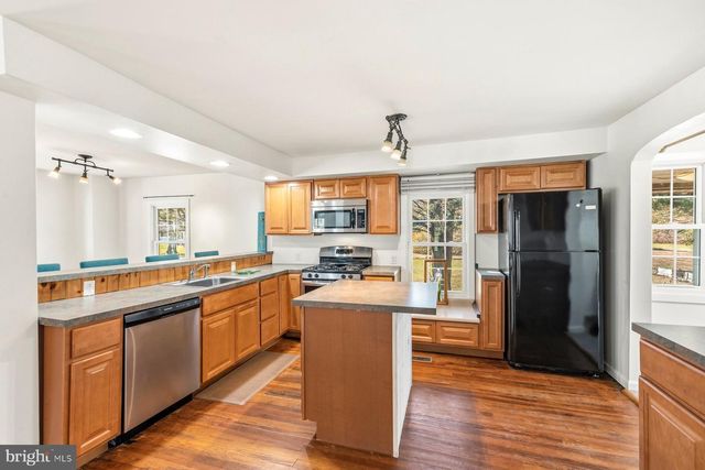 5188 SKINNERS NECK RD, Rock Hall, MD 21661