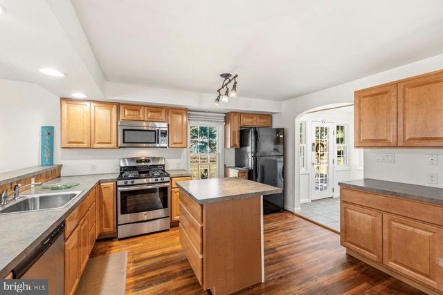 5188 SKINNERS NECK RD, Rock Hall, MD 21661