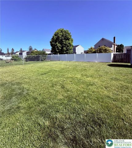 510 Greenview Drive, Northampton Boro, PA 18067