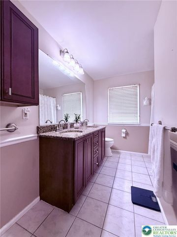 510 Greenview Drive, Northampton Boro, PA 18067