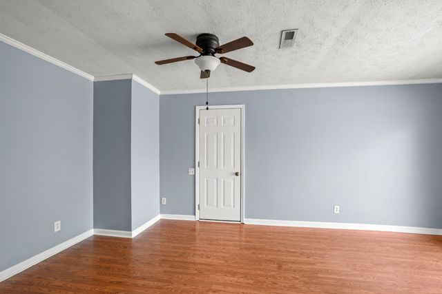 1106 Highway 48, S, Dickson, TN 37055