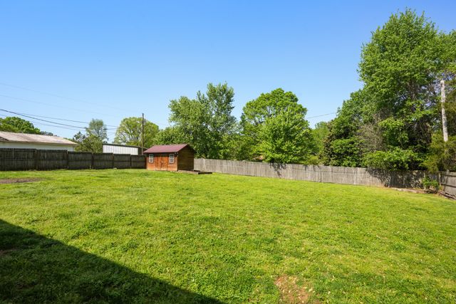 1106 Highway 48, S, Dickson, TN 37055
