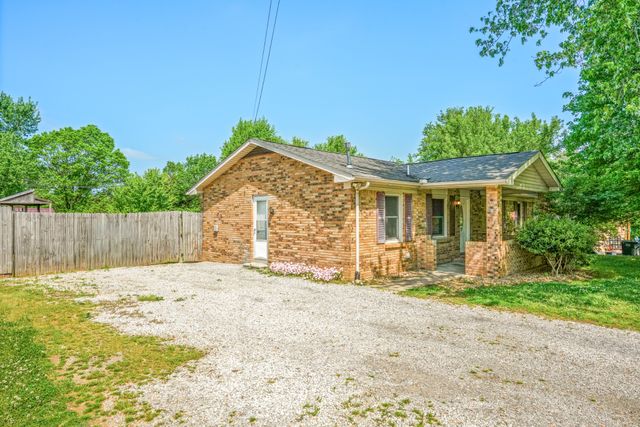 1106 Highway 48, S, Dickson, TN 37055