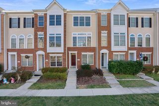 42633 HOMEFRONT TER, Chantilly, VA 20152