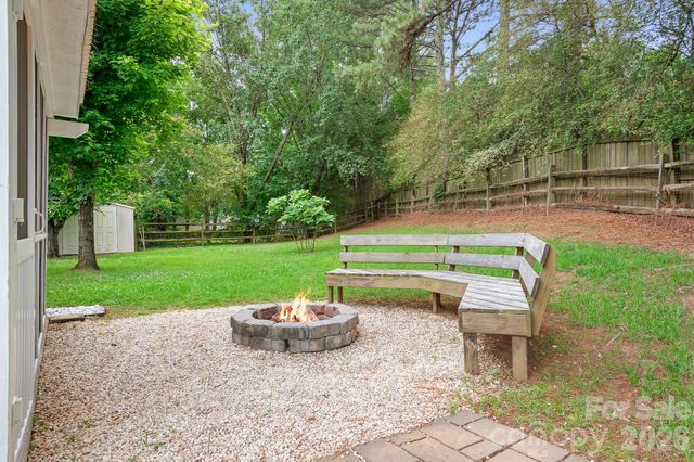 8940 Raven Park Drive, Charlotte, NC 28216