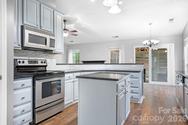 8940 Raven Park Drive, Charlotte, NC 28216