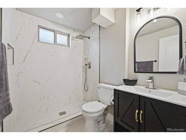 10956 Pearl St, Northglenn, CO 80233