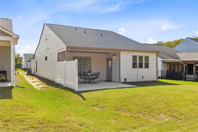 5627 Maple Bluff Way, Hoschton, GA 30548