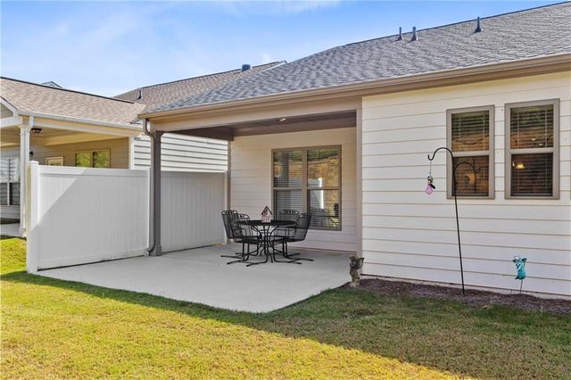 5627 Maple Bluff Way, Hoschton, GA 30548