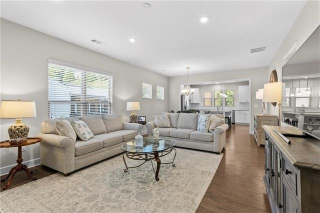 5627 Maple Bluff Way, Hoschton, GA 30548