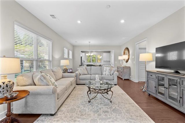 5627 Maple Bluff Way, Hoschton, GA 30548