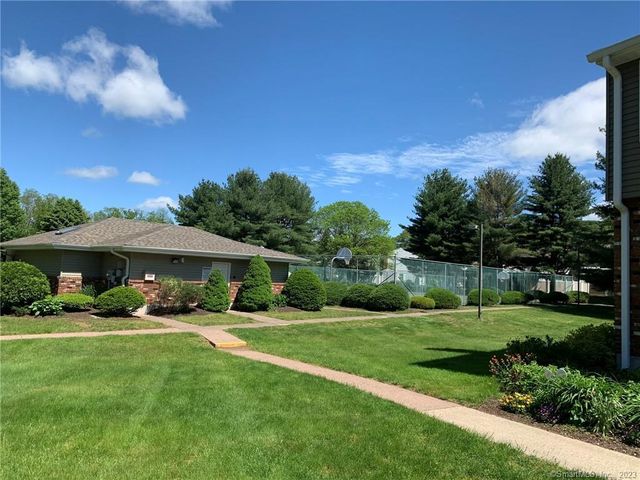 3 Saint Marc Circle B, South Windsor, CT 06074