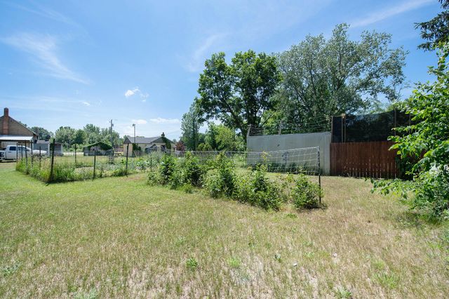 68022 M 43, Geneva Twp, MI 49090