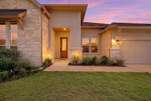 109 Isaac White DR, Bastrop, TX 78602