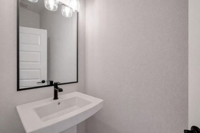 109 Isaac White DR, Bastrop, TX 78602