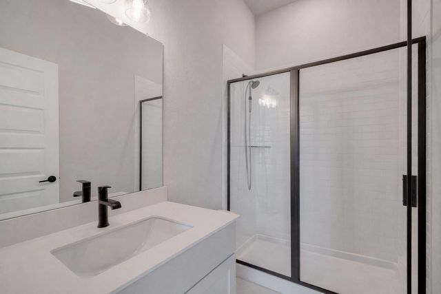 109 Isaac White DR, Bastrop, TX 78602